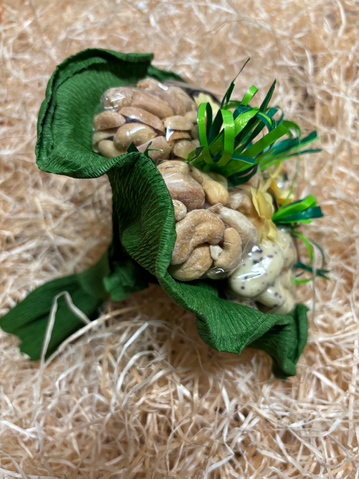 OŘECHOVÁ KYTKA LUCKA SLADKO - SLANÁ